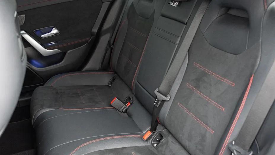 MERCEDES-BENZ CLA CLA 200 mHEV AMG Line 7G-DCT