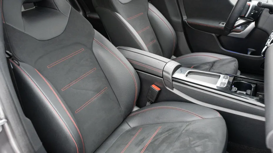 MERCEDES-BENZ CLA CLA 200 mHEV AMG Line 7G-DCT