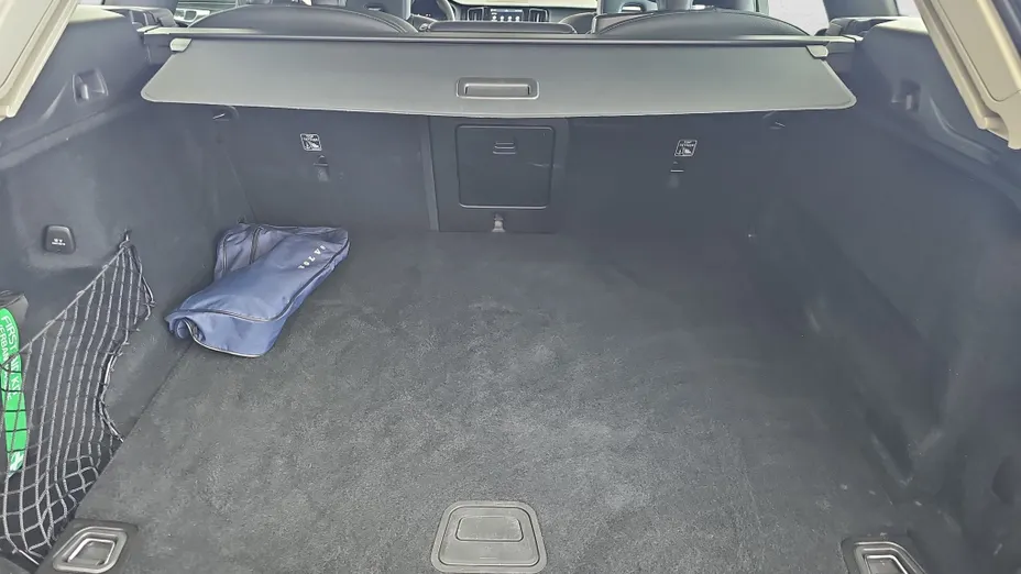 VOLVO XC60 XC60 B4 B Plus Dark aut
