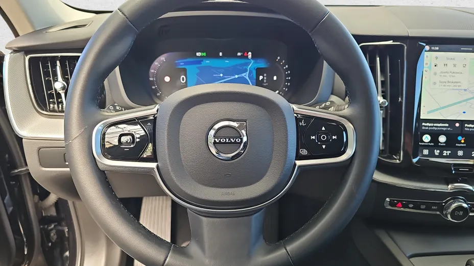VOLVO XC60 XC60 B4 B Plus Dark aut
