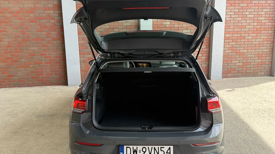 VOLKSWAGEN Golf Golf VIII 1.5 eTSI EVO Style DSG