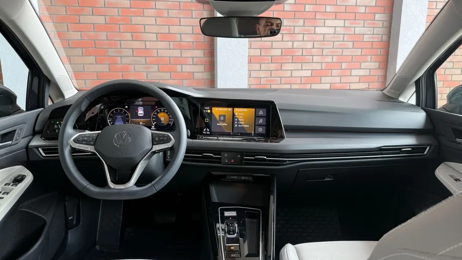 VOLKSWAGEN Golf Golf VIII 1.5 eTSI EVO Style DSG
