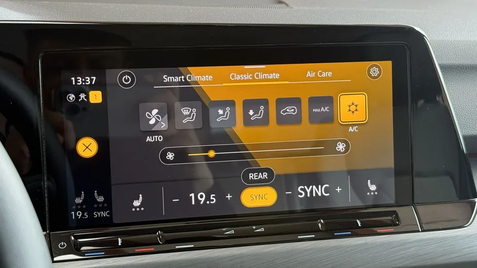 VOLKSWAGEN Golf Golf VIII 1.5 eTSI EVO Style DSG