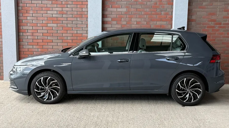 VOLKSWAGEN Golf Golf VIII 1.5 eTSI EVO Style DSG