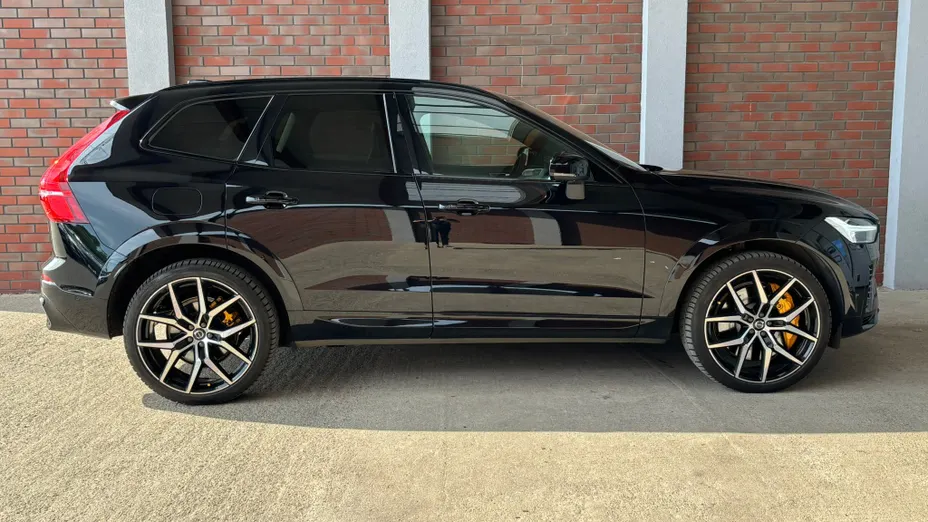 VOLVO XC60 XC60 T8 Plug-In Hybrid AWD Polestar Engineered aut