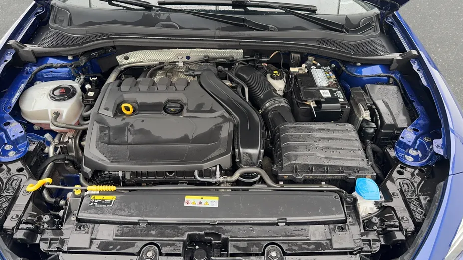 SEAT Leon Leon 1.5 eTSI Xcellence DSG