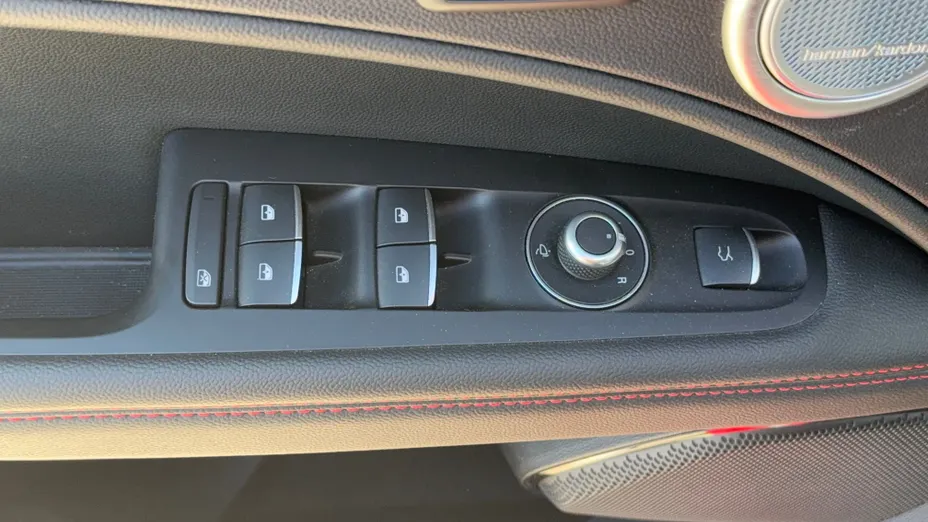 ALFA ROMEO Stelvio Stelvio 2.0 Turbo Tributo Italiano Q4 aut