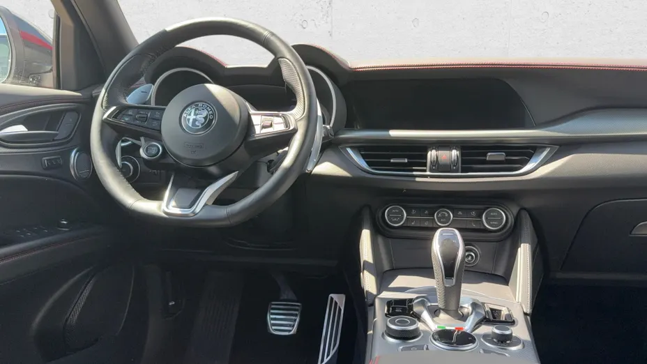 ALFA ROMEO Stelvio Stelvio 2.0 Turbo Tributo Italiano Q4 aut