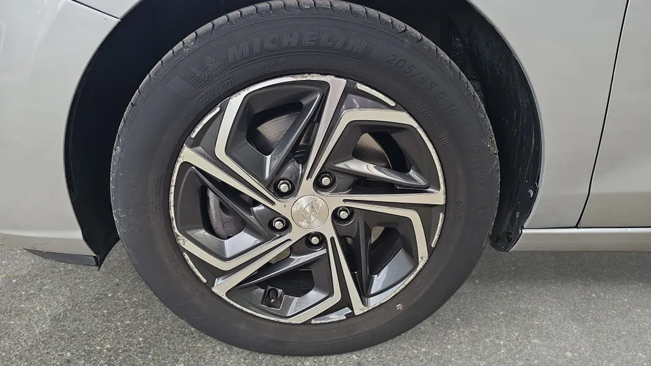 HYUNDAI i30 i30 1.5 DPI Comfort