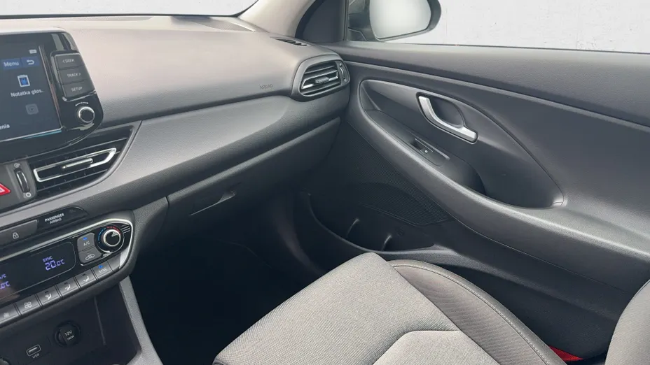 HYUNDAI i30 i30 1.5 DPI Smart