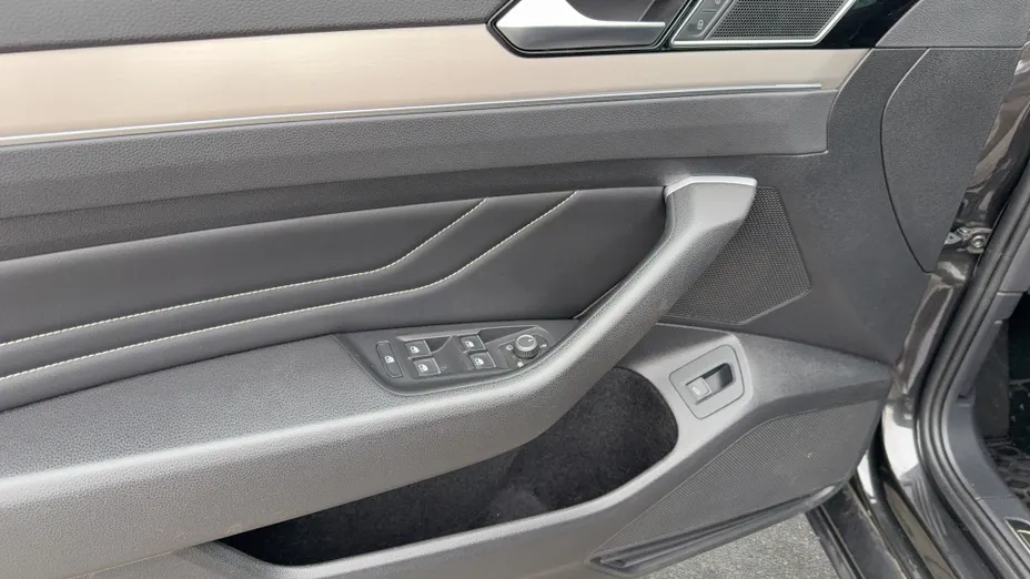 VOLKSWAGEN Passat Passat 2.0 TDI Elegance DSG