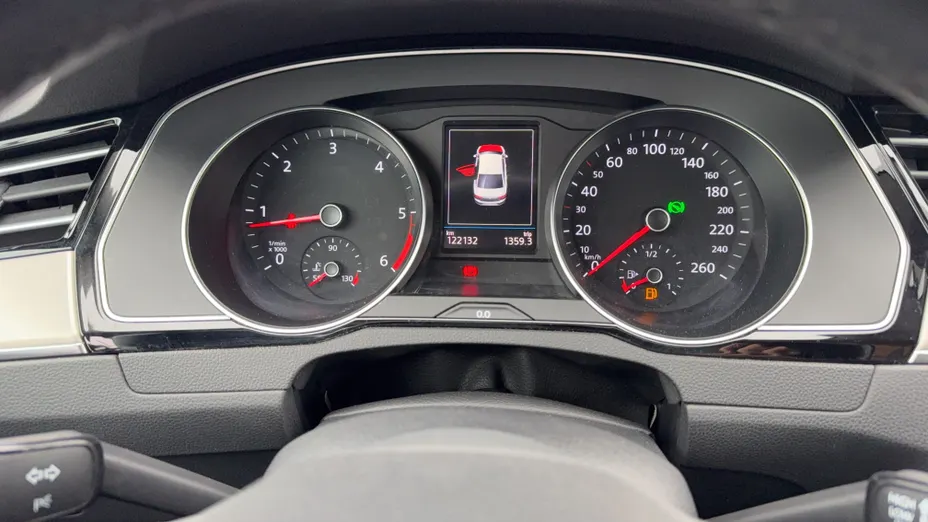 VOLKSWAGEN Passat Passat 2.0 TDI Elegance DSG