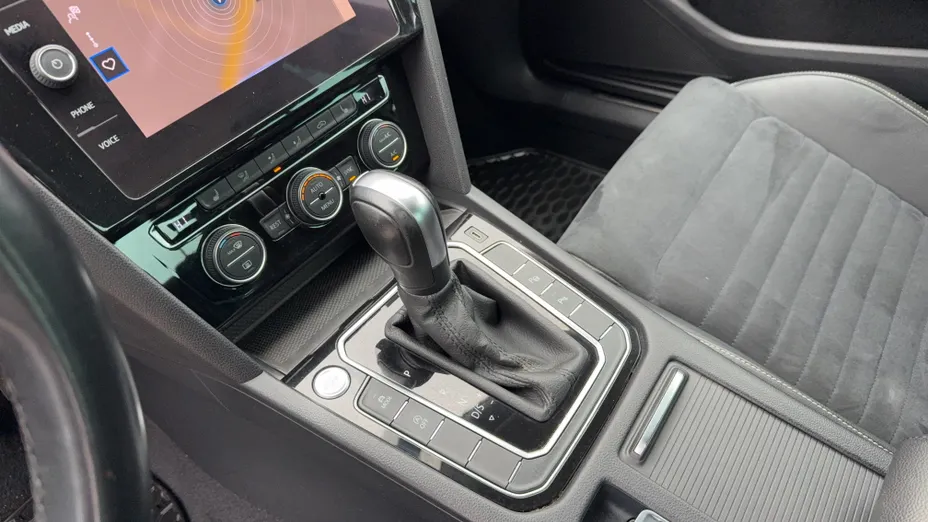 VOLKSWAGEN Passat Passat 2.0 TDI Elegance DSG