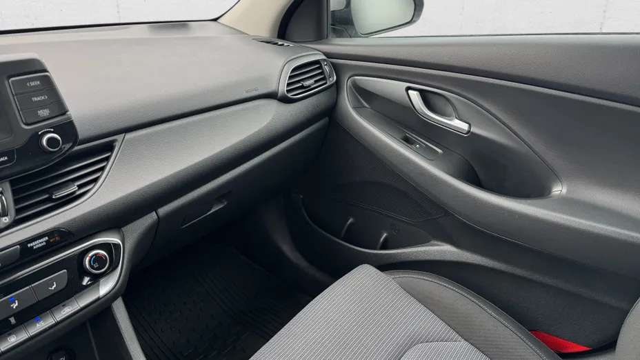 HYUNDAI i30 i30 1.5 DPI Modern