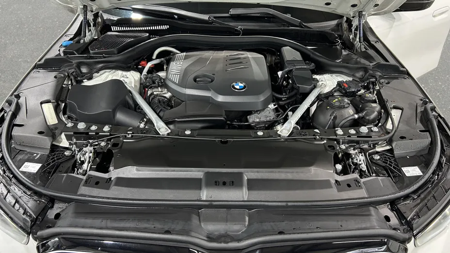 BMW Seria 5 520d mHEV M Sport aut