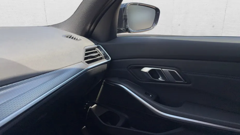 BMW Seria 3 320i M Sport aut