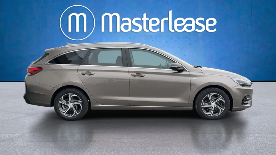 HYUNDAI i30 i30 1.5 T-GDI 48V Smart