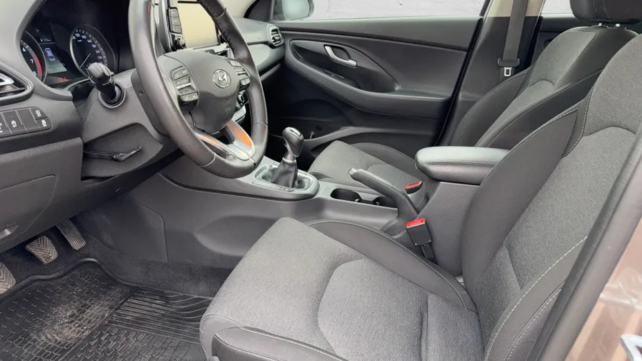 HYUNDAI i30 i30 1.5 T-GDI 48V Smart