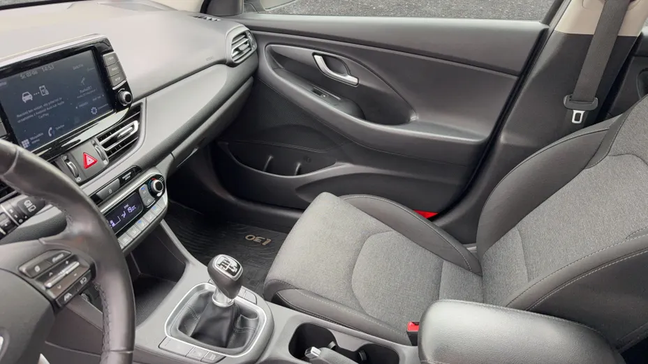 HYUNDAI i30 i30 1.5 T-GDI 48V Smart
