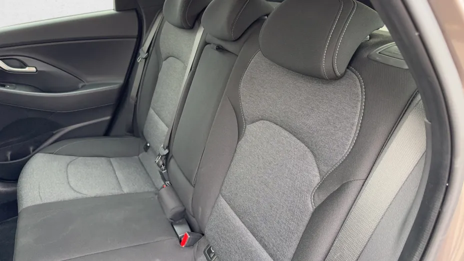 HYUNDAI i30 i30 1.5 T-GDI 48V Smart