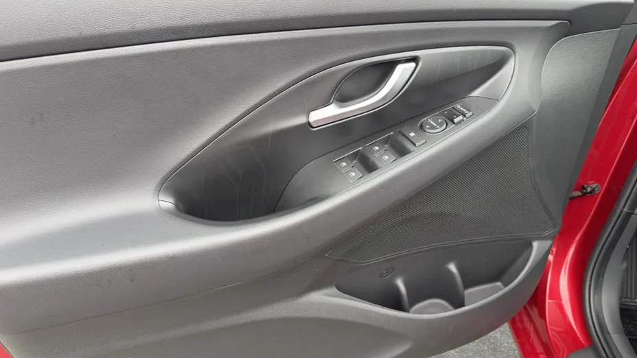 HYUNDAI i30 i30 1.5 T-GDI 48V Smart