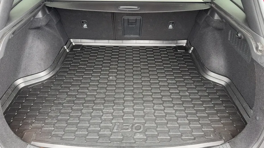 HYUNDAI i30 i30 1.5 T-GDI 48V Smart