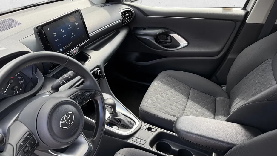 TOYOTA Yaris Yaris Hybrid 1.5 Comfort