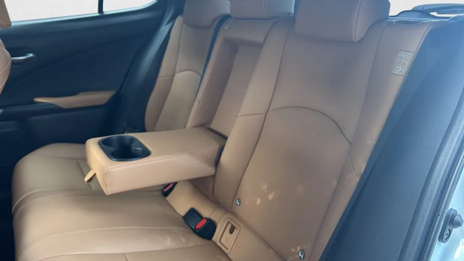 LEXUS UX UX 250h GPF F Sport Design 2WD