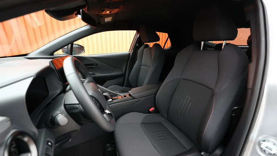 TOYOTA C-HR -