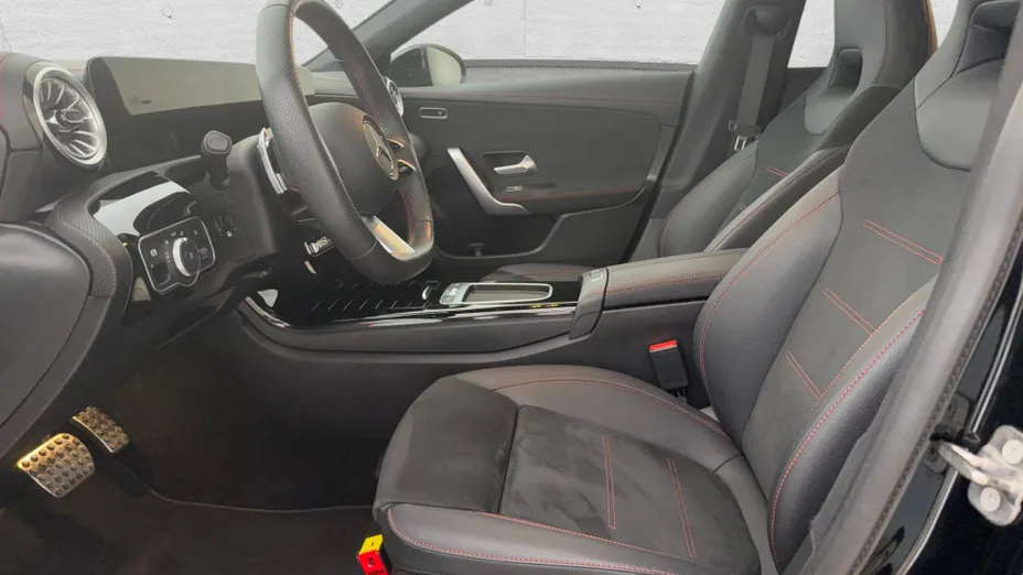 MERCEDES-BENZ CLA CLA 220 mHEV 4-Matic AMG Line 8G-DCT