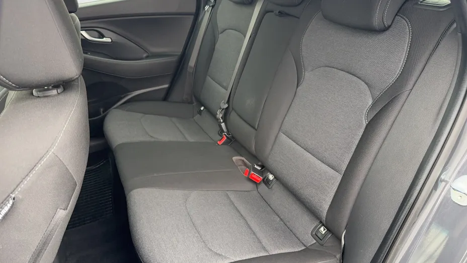 HYUNDAI i30 i30 1.0 T-GDI Comfort DCT