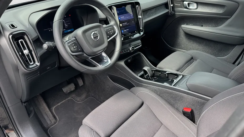 VOLVO XC40 XC40 73kWh P6 Recharge Ultimate aut