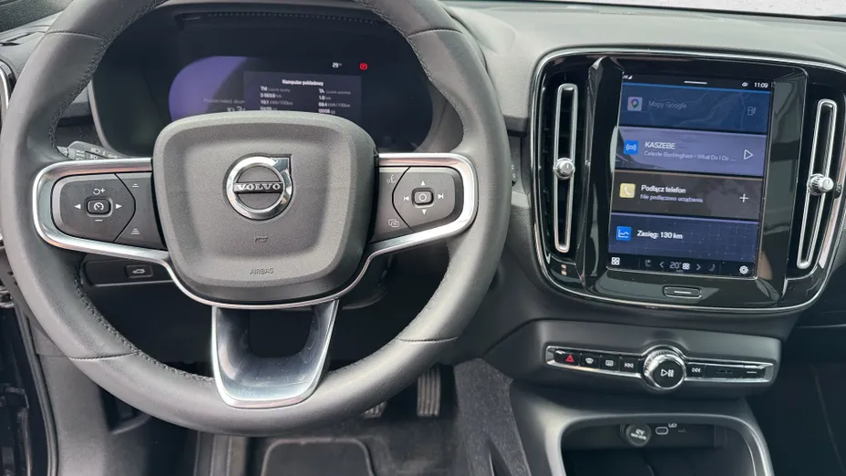VOLVO XC40 XC40 73kWh P6 Recharge Ultimate aut