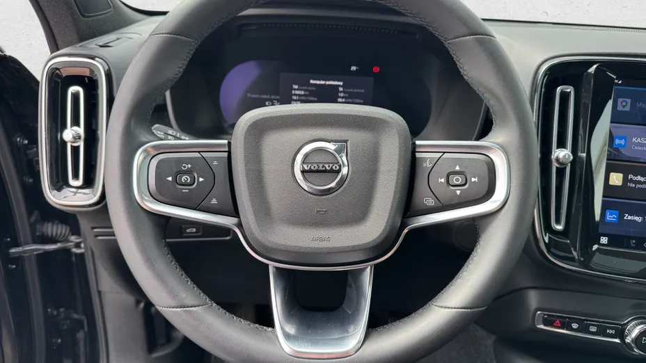 VOLVO XC40 XC40 73kWh P6 Recharge Ultimate aut