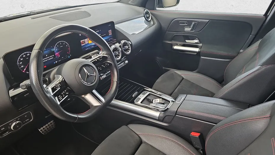 MERCEDES-BENZ GLA GLA 200 mHEV AMG Line 7G-DCT