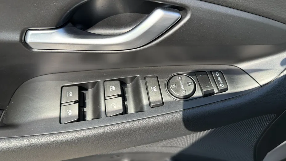 HYUNDAI i30 i30 1.5 DPI Smart
