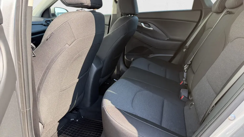 HYUNDAI i30 i30 1.5 DPI Smart