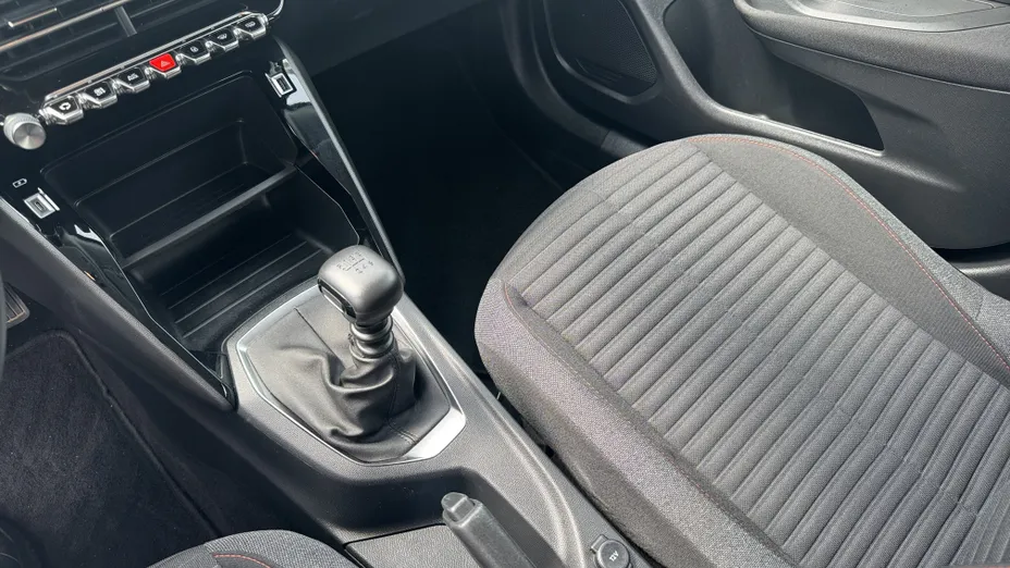 PEUGEOT 2008 2008 1.2 PureTech Active S&S