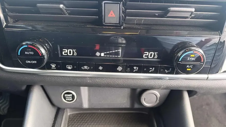 NISSAN Qashqai Qashqai 1.3 DIG-T mHEV N-Connecta