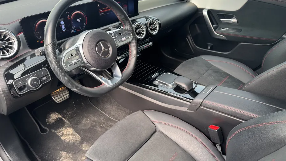 MERCEDES-BENZ CLA CLA 200 7G-DCT