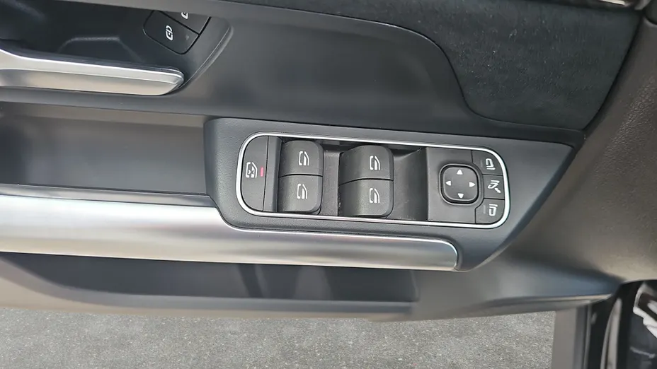 MERCEDES-BENZ GLA GLA 200 mHEV AMG Line 7G-DCT