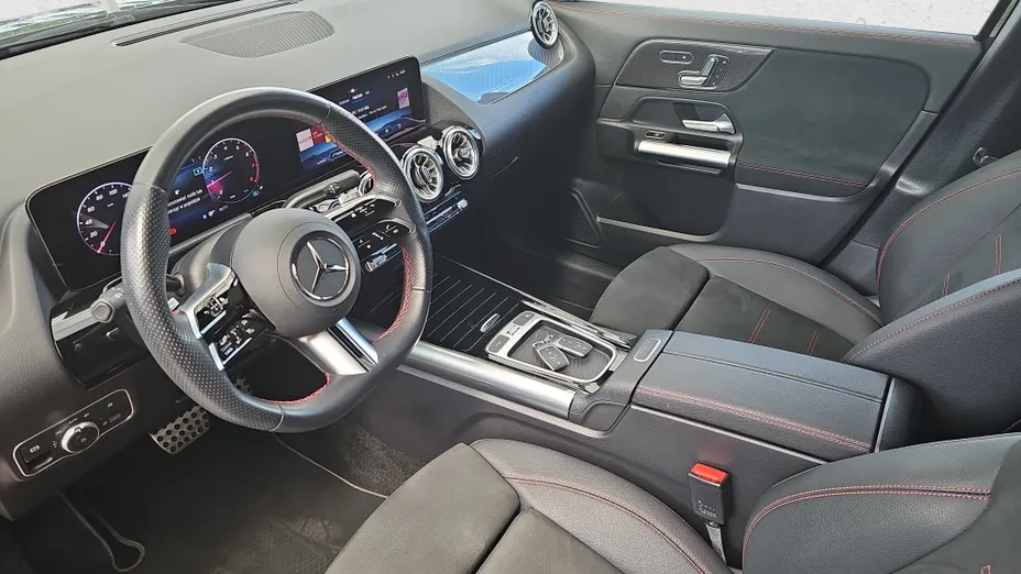 MERCEDES-BENZ GLA GLA 200 mHEV AMG Line 7G-DCT