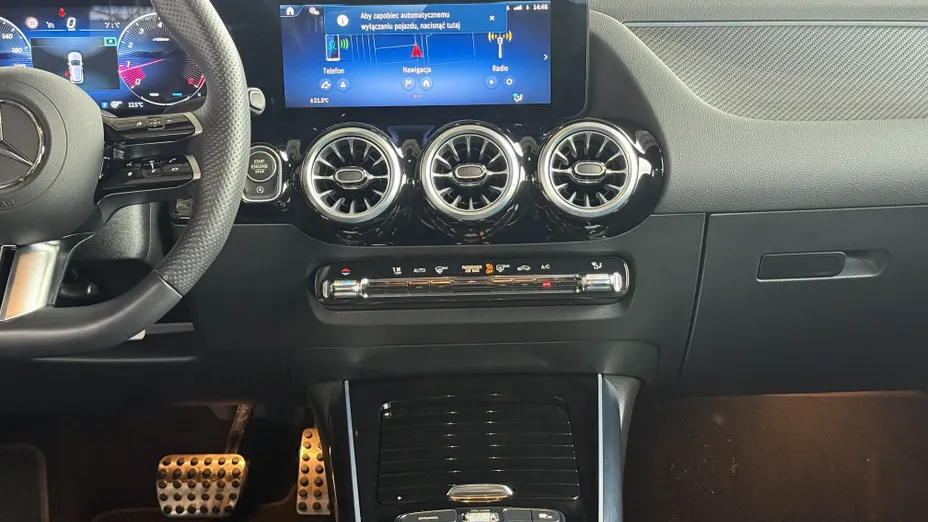 MERCEDES-BENZ GLA GLA 200 mHEV AMG Line 7G-DCT
