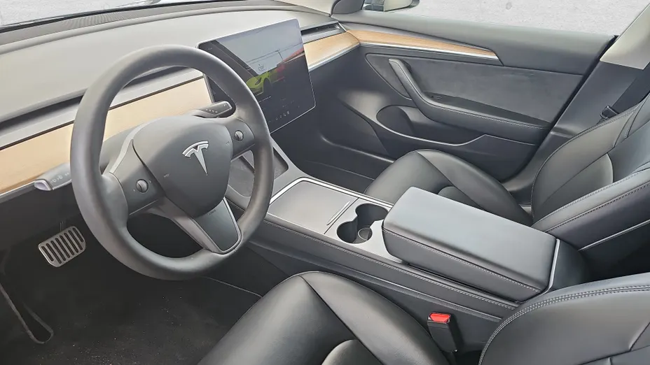 TESLA Model 3 3 Long Range AWD