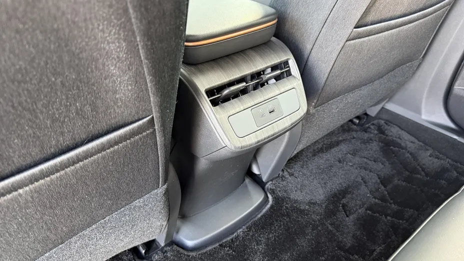 NISSAN Ariya Ariya 63kWh Advance