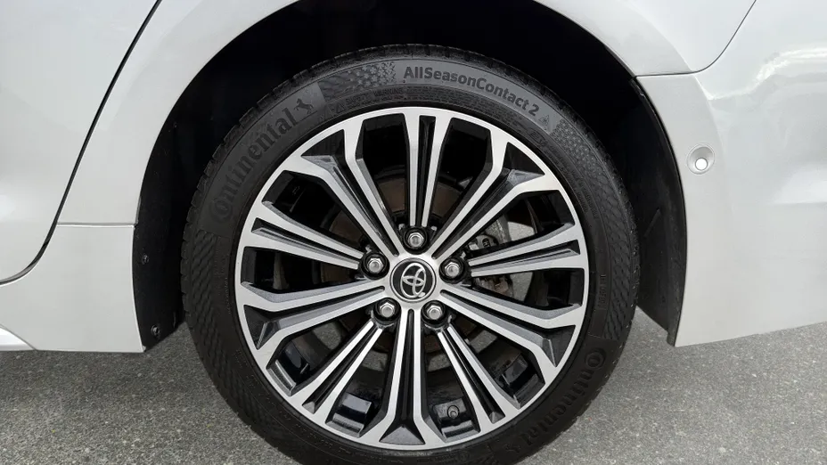 TOYOTA Corolla Corolla 1.8 Hybrid Comfort