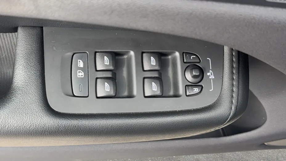 VOLVO XC60 XC60 B4 B Core aut