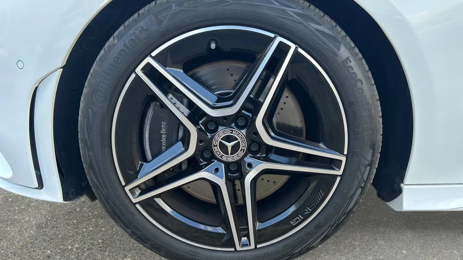 MERCEDES-BENZ CLA CLA 250 4-Matic AMG Line 7G-DCT