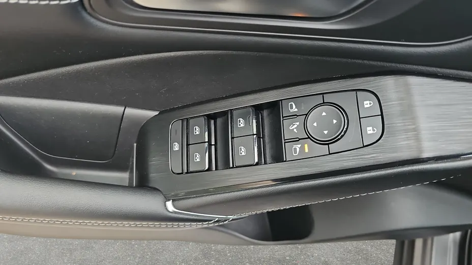 NISSAN Qashqai Qashqai 1.3 DIG-T mHEV N-Connecta Xtronic