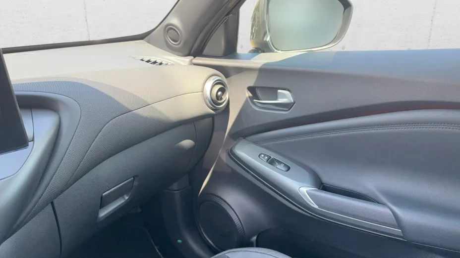 NISSAN Juke Juke 1.0 DIG-T N-Connecta DCT